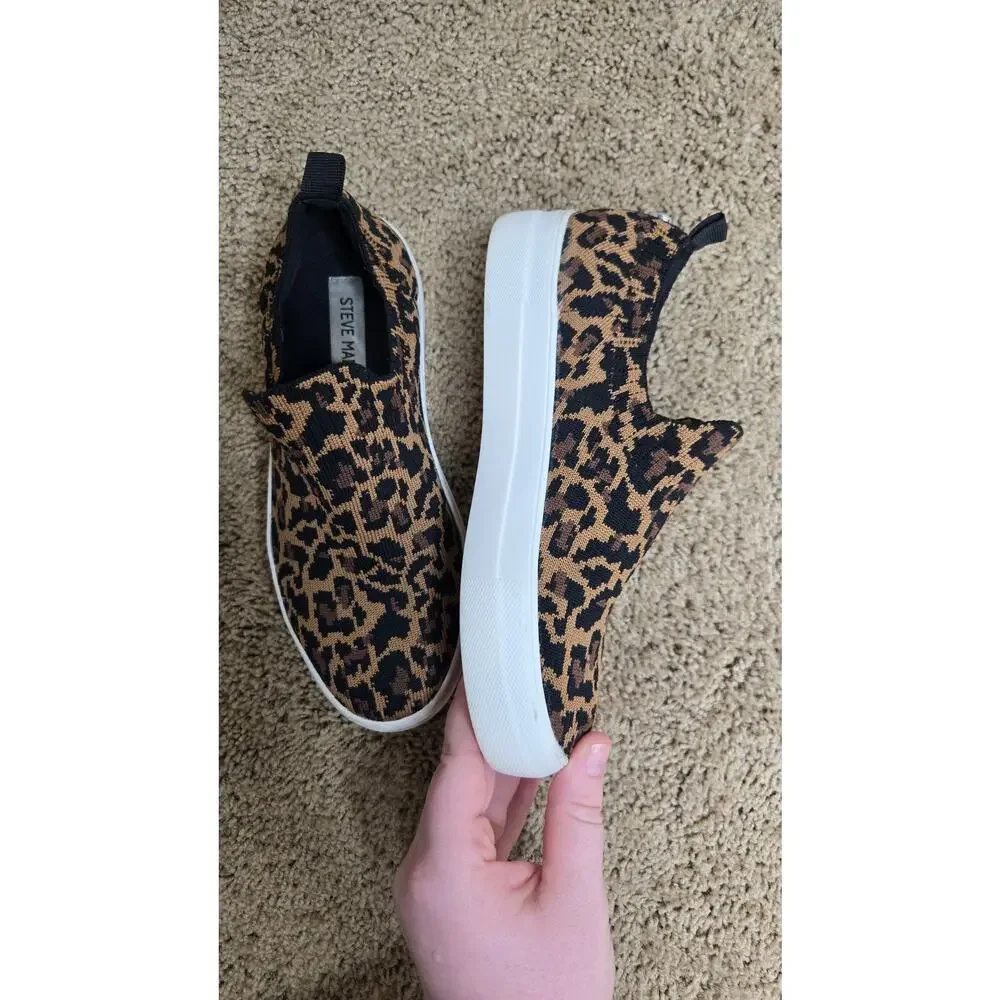 STEVE MADDEN Darayl Leopard Slip On Sneakers Size 6